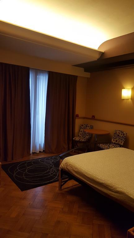 Hospitality Centrum- River Bukarest Eksteriør billede