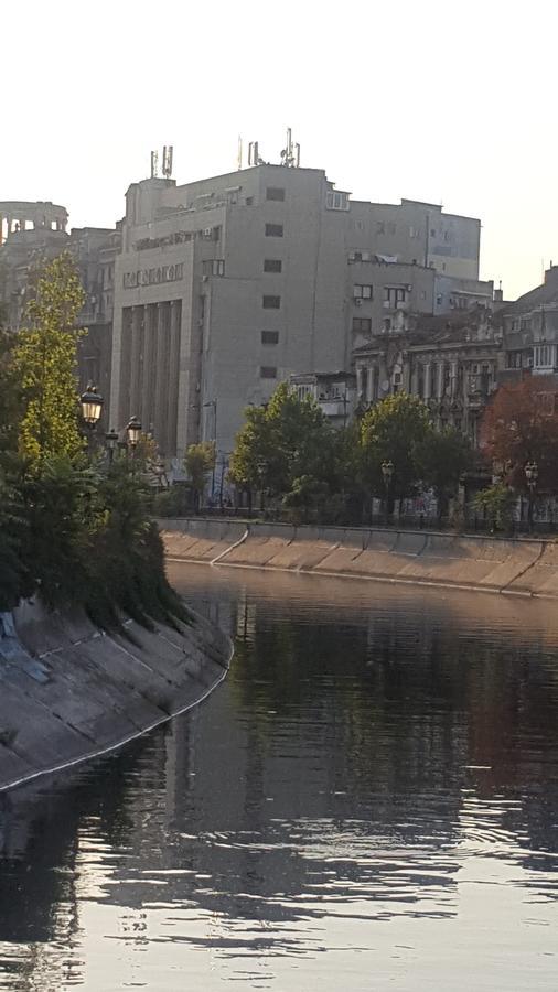 Hospitality Centrum- River Bukarest Eksteriør billede